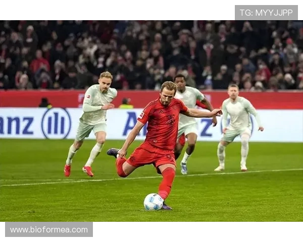 拜仁慕尼黑控球占优却难以转化优势,当前赛季表现受限对争冠形势产生影响 拜仁慕尼黑控球占优却难以转化优势,当前赛季表现受限对争冠形势产生影响